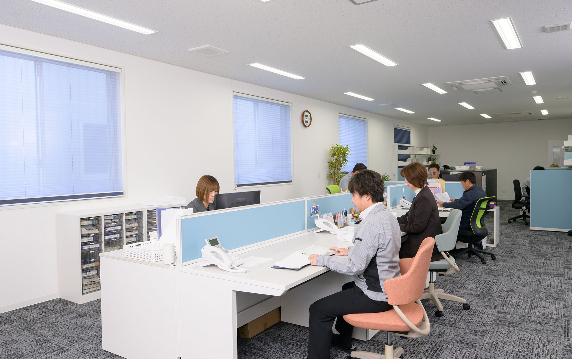 メインビジュアル2