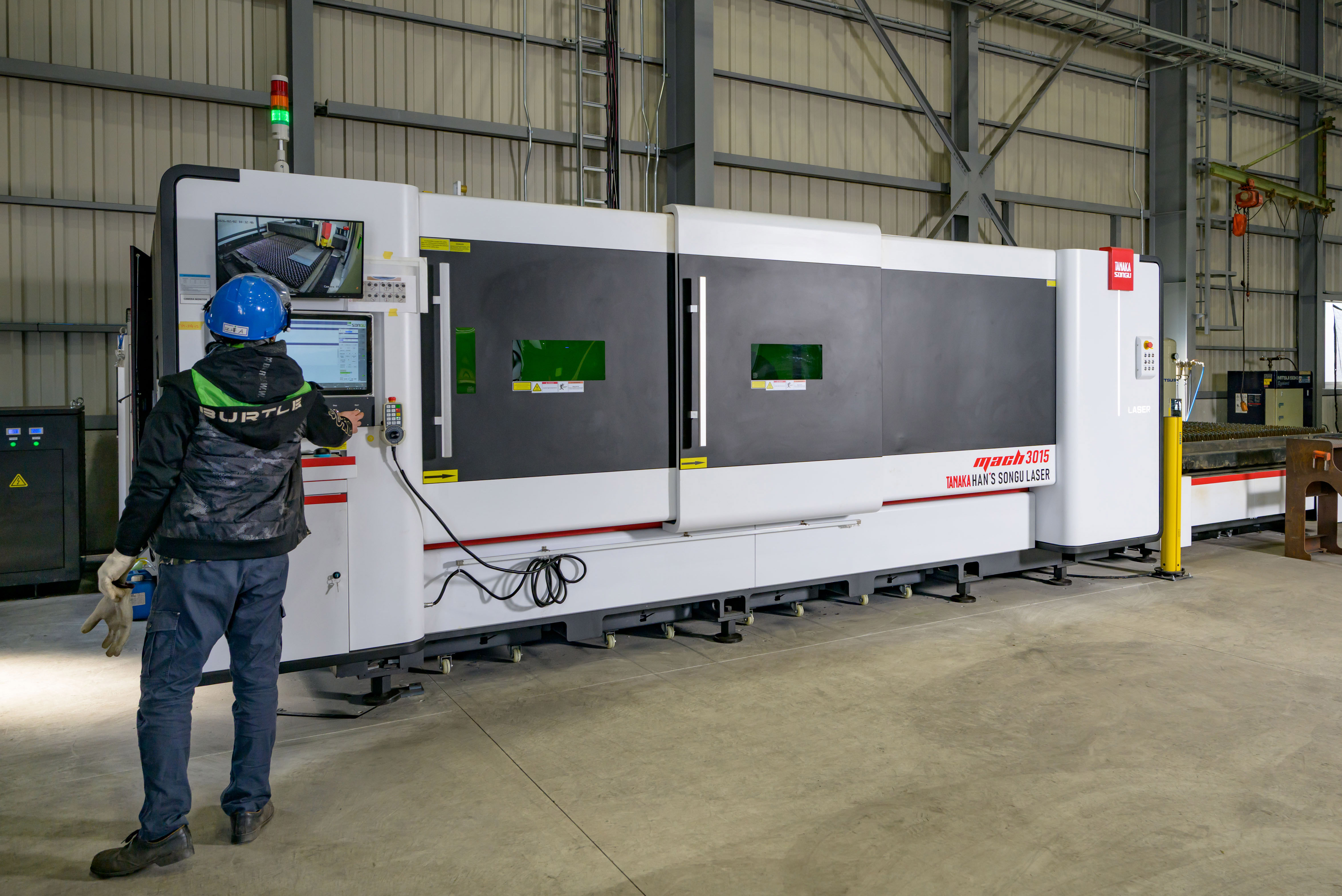 メインビジュアル4